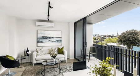 BOUTIQUE RESIDENTIAL TOWNHOUSE - ROOF TOP TERRACE + OFFICE - Photo 3