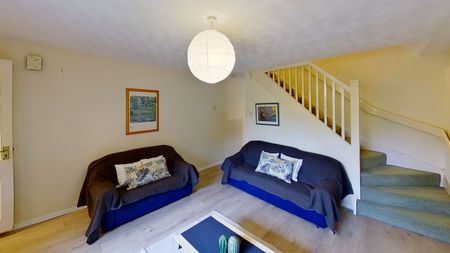 14 Hinchin Brook, NG7 2EF, NOTTINGHAM - Photo 2