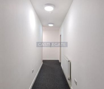 7 bedroom flat share to rent - Photo 4