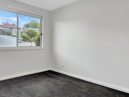 1/3 Fourth Street, Adamstown NSW 2289 - Townhouse For Rent | Domain - Photo 3