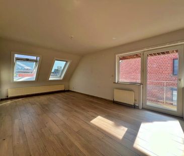 Appartement te huur - Foto 1