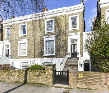 Newly renovated two bedroom set on first floor of a period conversion - Photo 3