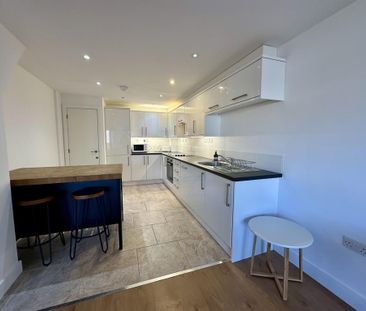 2 bedroom apartment to rent - Photo 2