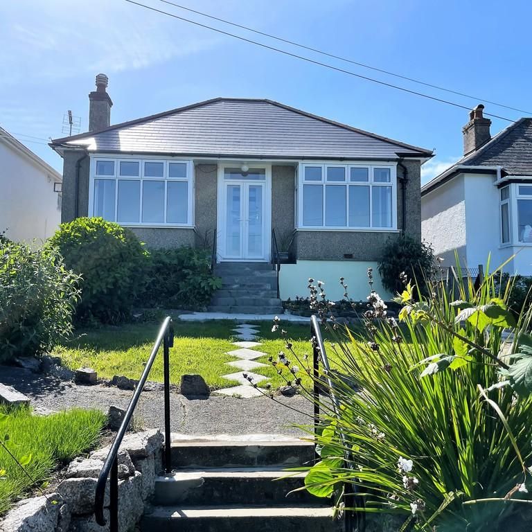 3 bedroom detached bungalow to rent - Photo 1