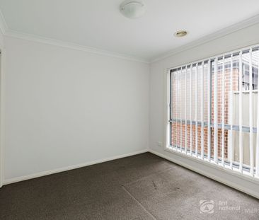 Comfortable 4-Bedroom House Perfect for Families - Photo 5