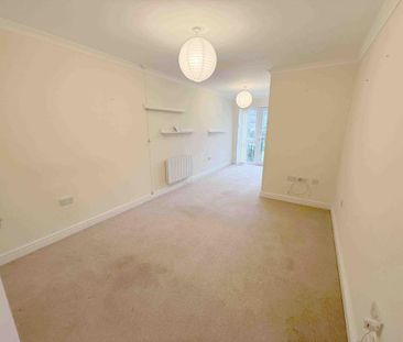 1 bedroom flat to rent - Photo 6