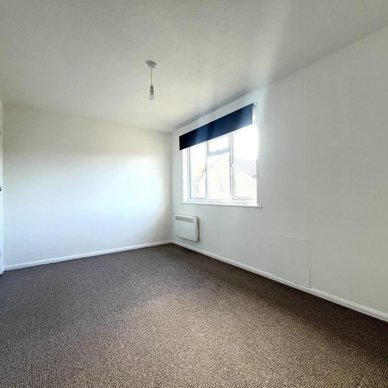 1 bedroom end of terrace house to rent - Photo 1