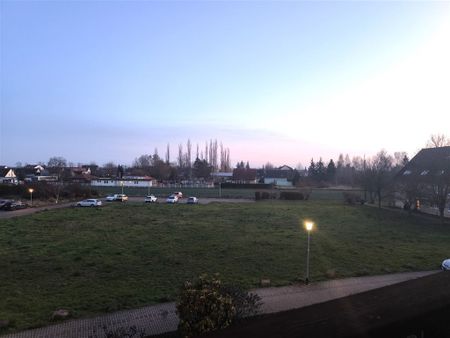 Schöne 2 Zimmer Whg. mit Weitblick in Queis, Balkon unt TG-Stellplatz! - Photo 5