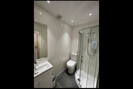 Room in a Shared House, Armitage Road, SE10 - Photo 4