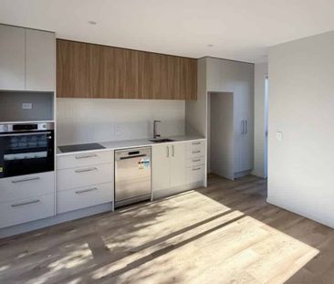 Brand New 2 Bedroom, 1 Bathroom - Photo 1