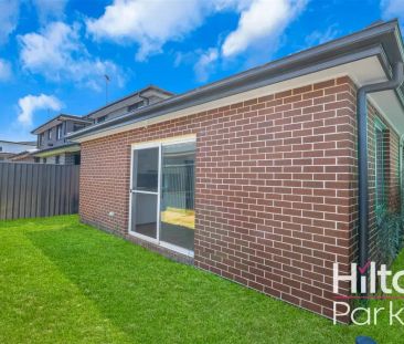 “Beautiful family home in a great location” - Photo 6