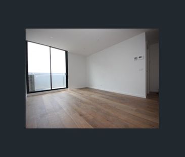 Stunning one bedroom apartment! - Photo 1