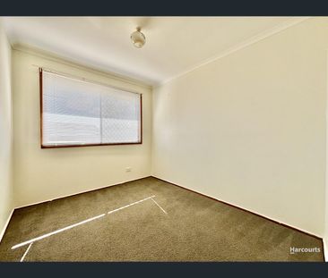 2 Caliban Place, Rosemeadow, NSW 2560 - Photo 5