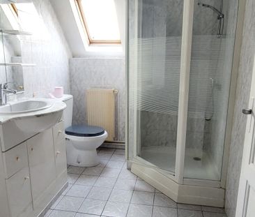 Location Maison 4 pièces 80m² CAMBRAI 59400 - Photo 2