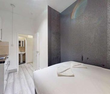 Talbot Square, London, W2 - Photo 1