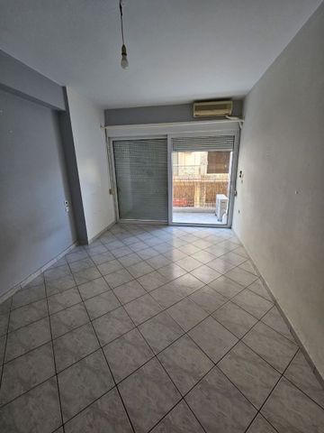 Studio/Γκαρσονιέρα για ενοικίαση Υψηλά Αλώνια (Πάτρα) - Photo 4
