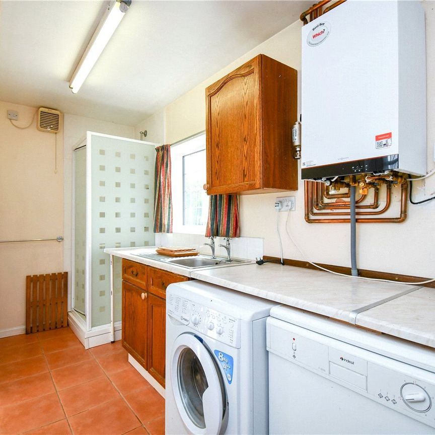 Lime Tree Grove, CH60 1US, Heswall - Photo 1
