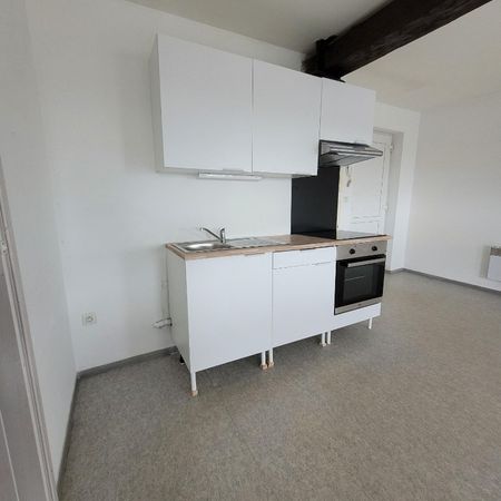 Location Appartement 3 pièces 65m² HAUSSY 59294 - Photo 4