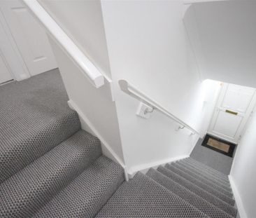2 Bedroom Apartment - Purpose Built To Let - Photo 3