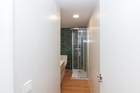 Carrer de lOrient, Valencia, Valencian Community 46004 - Photo 4