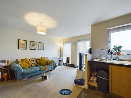 1 bedroom flat to rent - Photo 2