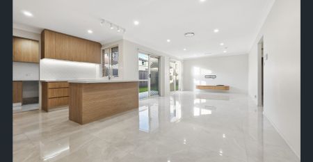 Modern Comfort, Spacious Living & Easy-Care Outdoor Space - Photo 2