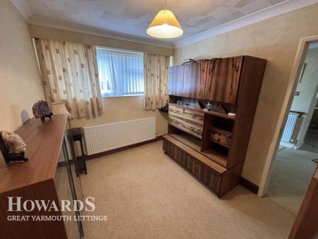 4 bedroom detached house to rent - Photo 5