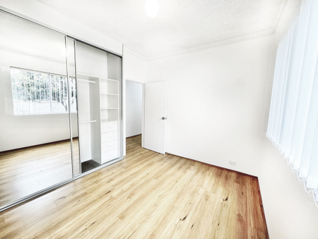 Spacious Ground Floor Apartment in Tranquil Location - Photo 4