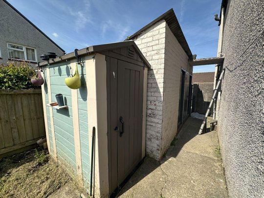 3 bedroom terraced house to rent - Photo 1