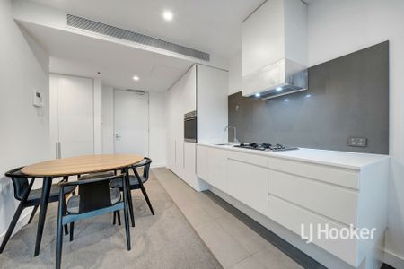 2-Bedroom and 1-Bathroom Furnished Apartment Available for Rent! - Photo 3