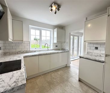 31, Swarcliffe Road, Leeds, West Yorkshire, LS14 5LE - Photo 2