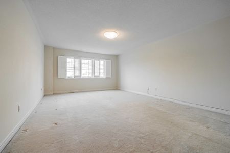 For Lease - 36 Horsham Avenue, Toronto, Ontario - Photo 2