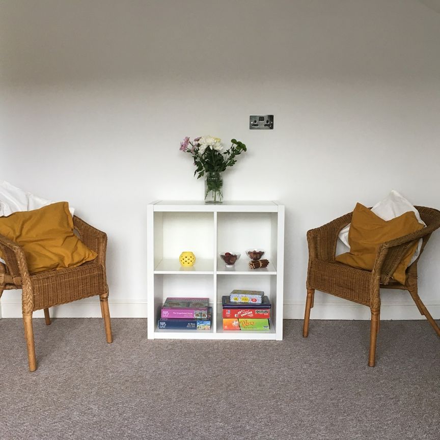 Room in a Shared House, Long Ashton, BS41 - Photo 1