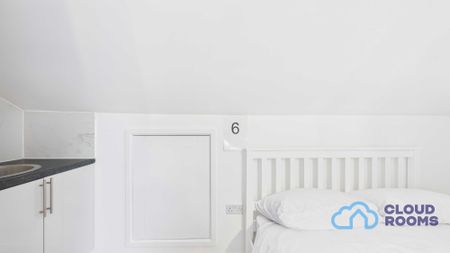 RM6 Well Hall Road | Eltham | London | SE9 6SF - Photo 3