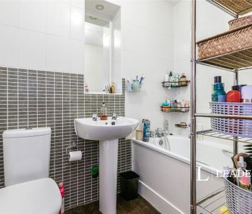 1 bedroom flat to rent - Photo 6