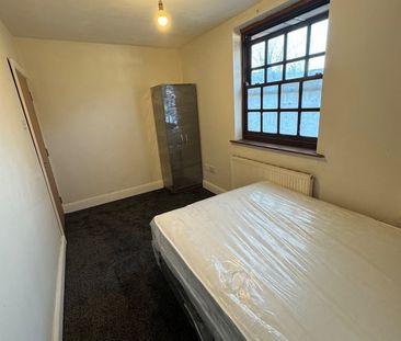Room in a Shared House, Heathfield Road, B19 - Photo 5