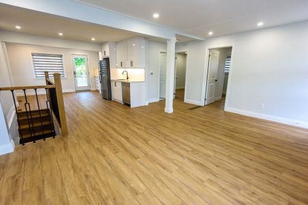 For Lease - 250 Ashley Street, Belleville, Ontario - Photo 2