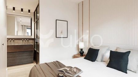 Barcelona Capital, Catalonia 08003 - Photo 3