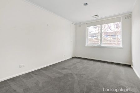 Unit 16/27 Kensington Road, South Yarra. - Photo 4