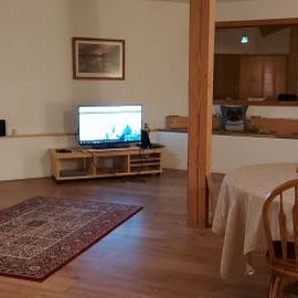 Bright & Spacious 2-Bedroom Home for Rent on Gabriola Island – $2,150 - Photo 2