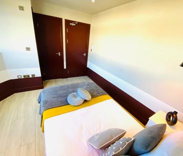 Room in a Shared Flat, Grayscroft Road, SW16 - Photo 2