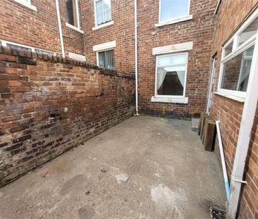 South Terrace, Horden, SR8 - Photo 3