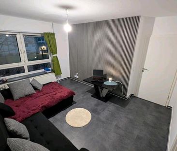 Erdgeschosswohnung mit Einbauküche - Foto 1