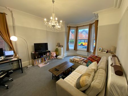 2 Bed Maisonette, Bridgford Road, NG2 - Photo 2