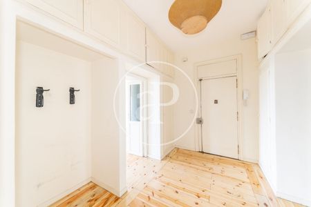 Flat for rent with views in Palacio (Madrid) - Photo 3