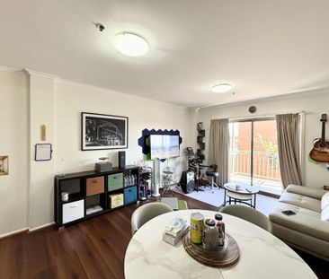 Elevated Furnished One Bedroom Apartment with Parking in the Heart ... - Photo 1