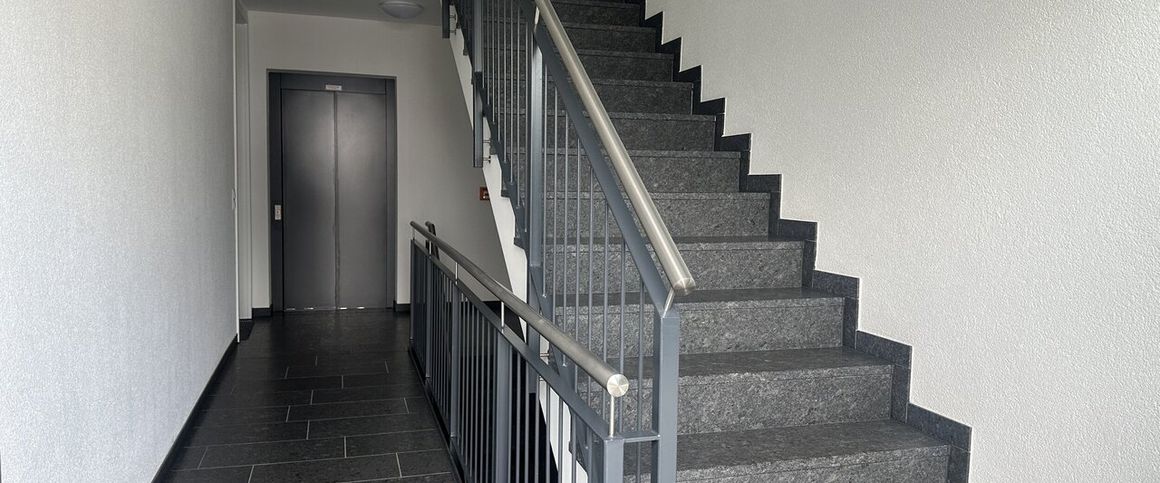 Exklusive Neubau-Wohnung mit Aufzug! - Foto 1
