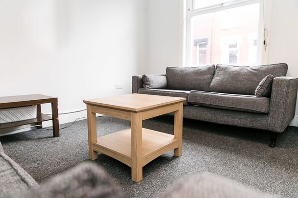 Welton Grove, Hyde Park, Leeds - Photo 1