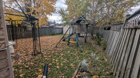 For Lease - 24 Hodgins Avenue, Georgina, Ontario - Photo 5