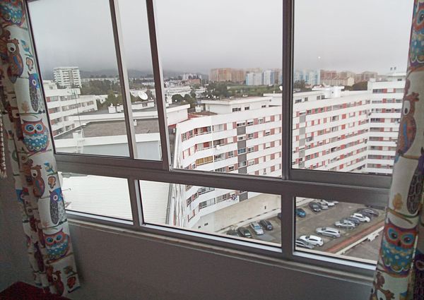 Apartamento 4 assoalhadas para arrendar ( T3 ) na Póvoa de Santa Iria